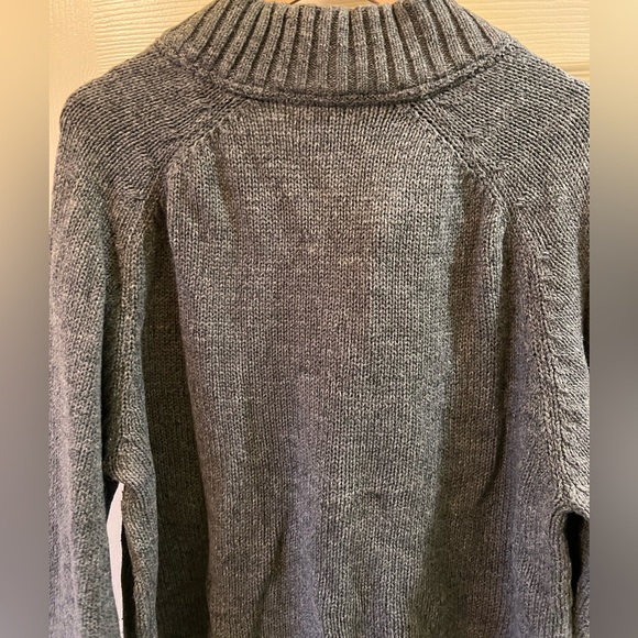 Ll Bean sweater - Picture 2 of 3